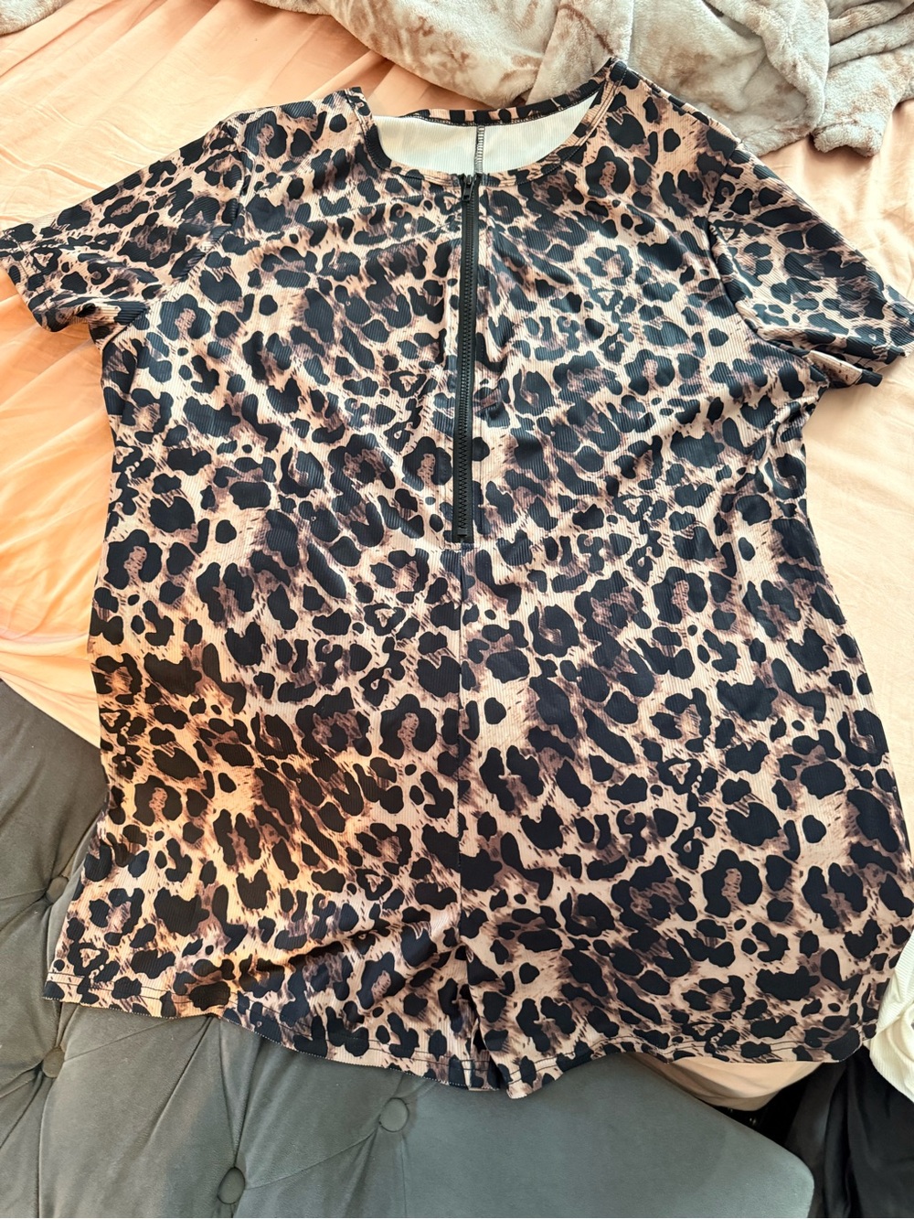Leopard Print Short-Sleeve Romper in Beige & Black